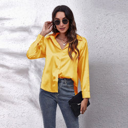 Blouse jaune à manche en satin