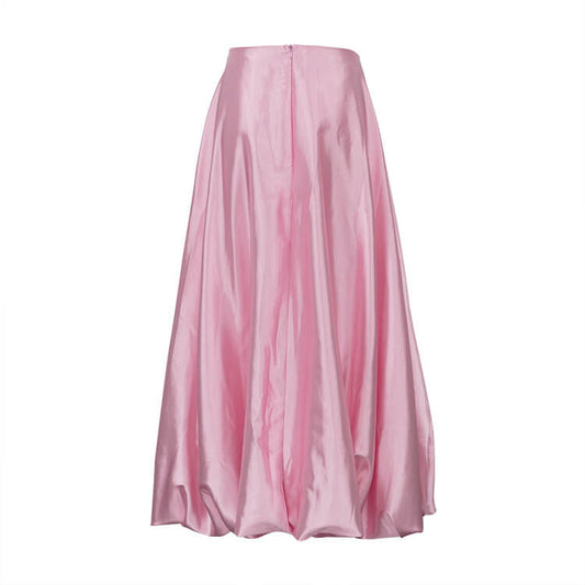 Jupe en satin rose bonbon