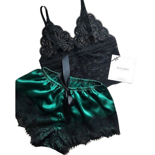 ensemble lingerie satin brodé vert foncé